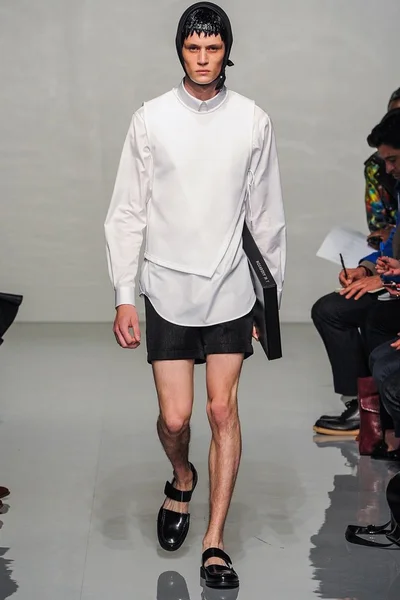 Look 2